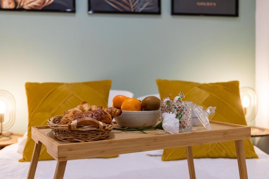 Studio Cosy Au Coeur De L'Ecusson - Arenes A 2 Min Nîmes Zewnętrze zdjęcie