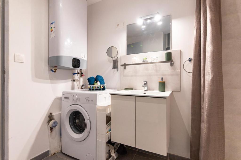 Studio Cosy Au Coeur De L'Ecusson - Arenes A 2 Min Nîmes Zewnętrze zdjęcie